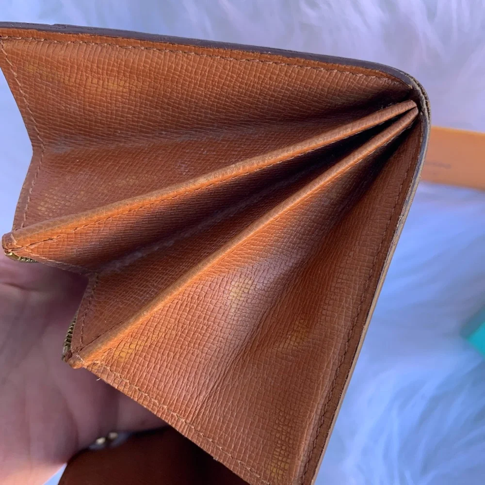Authentic Louis Vuitton Sarah Long Wallet‎ Portefeuille Monogram